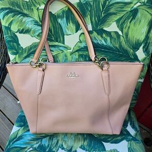 COACH Ava Tote Bag Nude Pink Color F57526 Hand Shoulder Purse